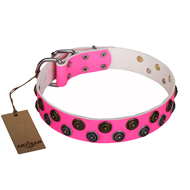 "Glamour Finery" FDT Artisan Female Mastiff collar of leather with stylish old-looking circles - 1 1/2 inch (40 mm) wide "Glamour Finery" FDT Artisan Female Mastiff collar of leather with stylish old-looking circles - 1 1/2 inch (40 mm) wide