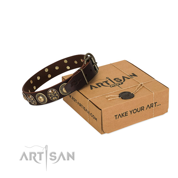 Embellished genuine leather dog collar for comfortable wearing