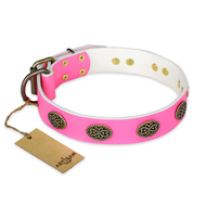 "Forever Fashion" FDT Artisan Leather Mastiff Collar with Old Look Plates - 1 1/2 inch (40 mm) wide "Forever Fashion" FDT Artisan Leather Mastiff Collar with Old Look Plates - 1 1/2 inch (40 mm) wide