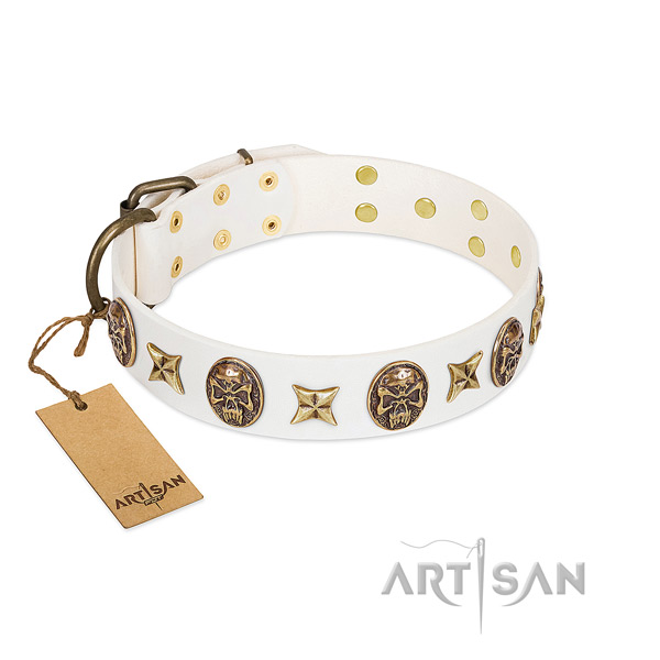 Comfortable full grain natural leather dog collar for comfy wearing