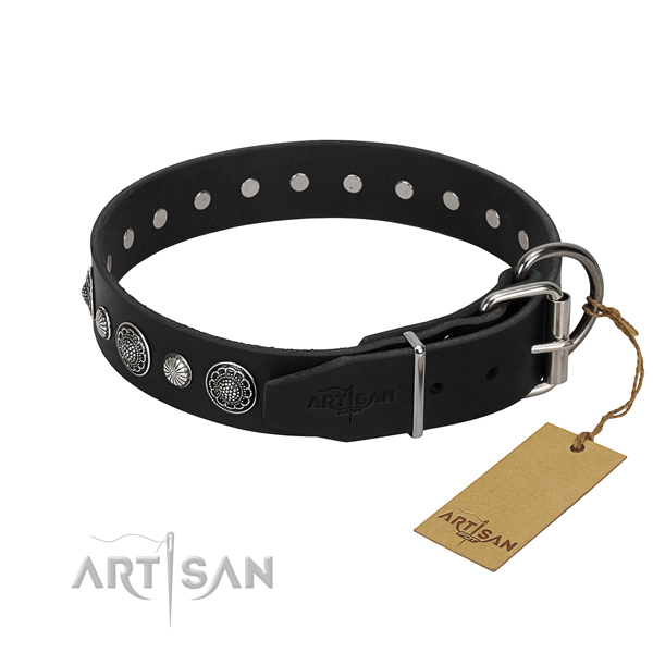 Best quality natural leather dog collar with exquisite studs