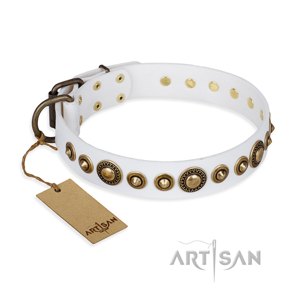 Top notch full grain leather collar made for your pet